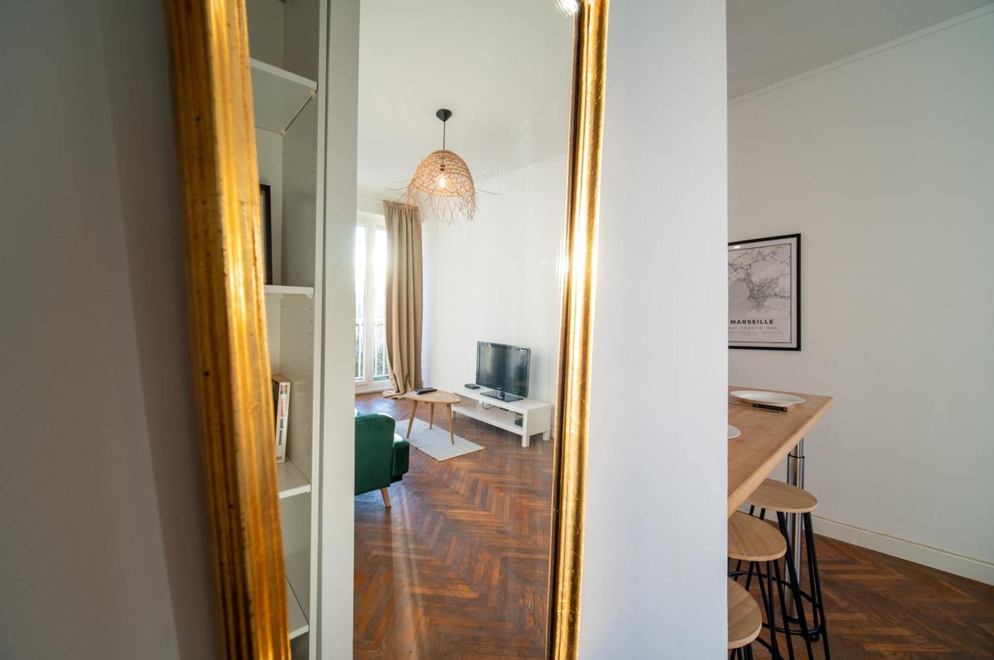 Appartement Tout Equipe Vieux Port 4 Couchages Marseille Luaran gambar